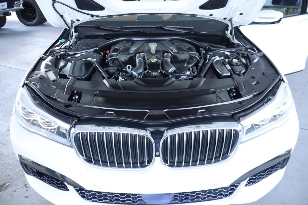 Used 2016 BMW 750i RWD image 39