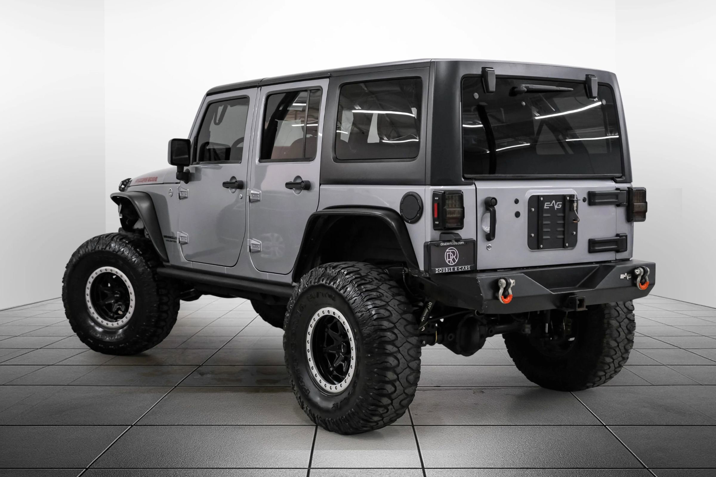 Used 2013 Jeep Wrangler Unlimited Sahara w/ Connectivity Group image 10