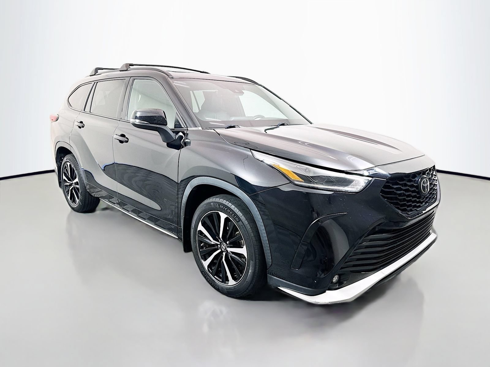 Used 2021 Toyota Highlander XSE
