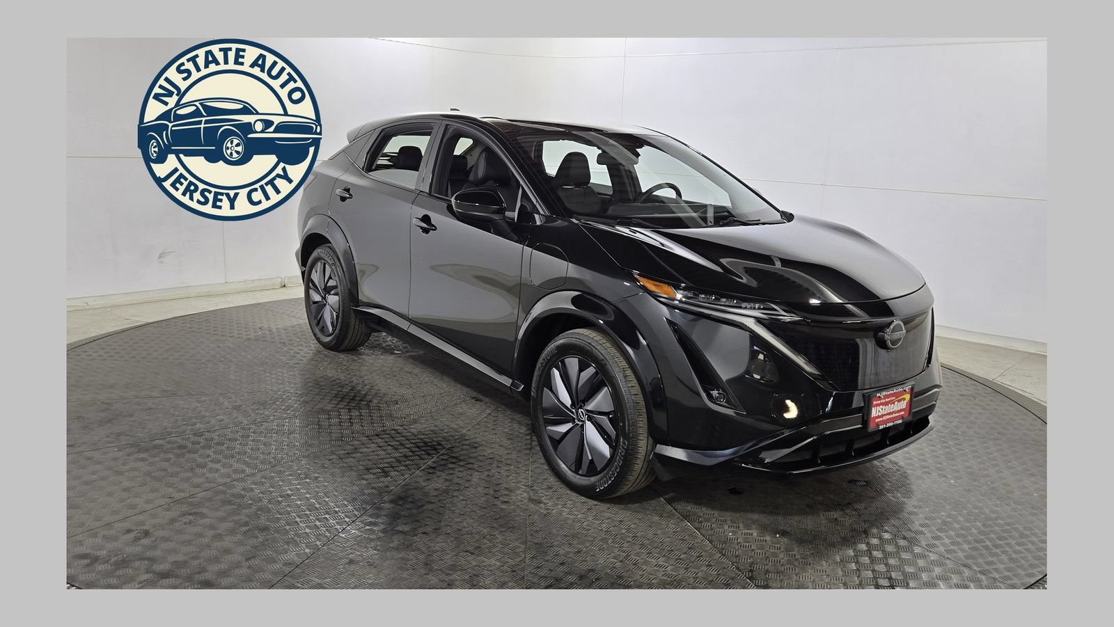 Used 2023 Nissan Ariya AWD image 1