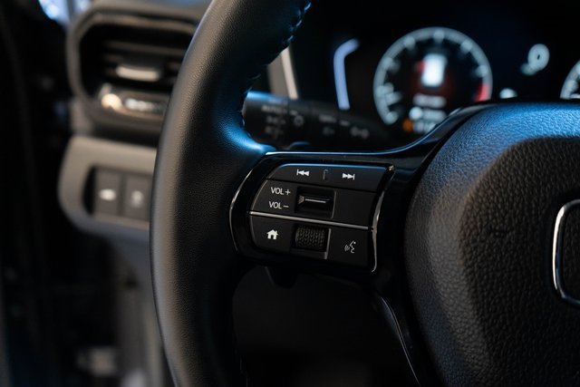 Used 2025 Honda Pilot EX-L image 20