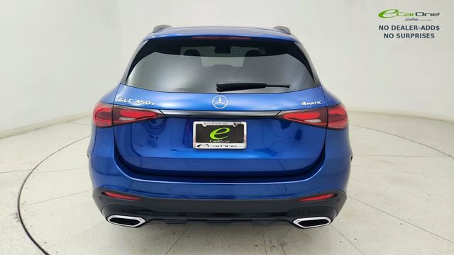 Used 2025 Mercedes-Benz GLC 350e 4MATIC w/ AMG Line image 5