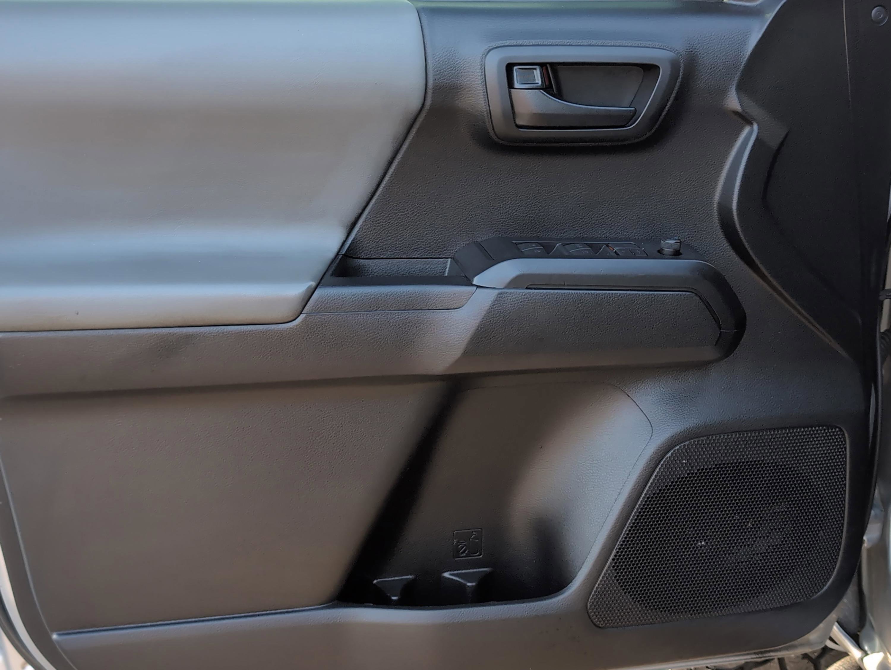 Used 2019 Toyota Tacoma SR5 image 13