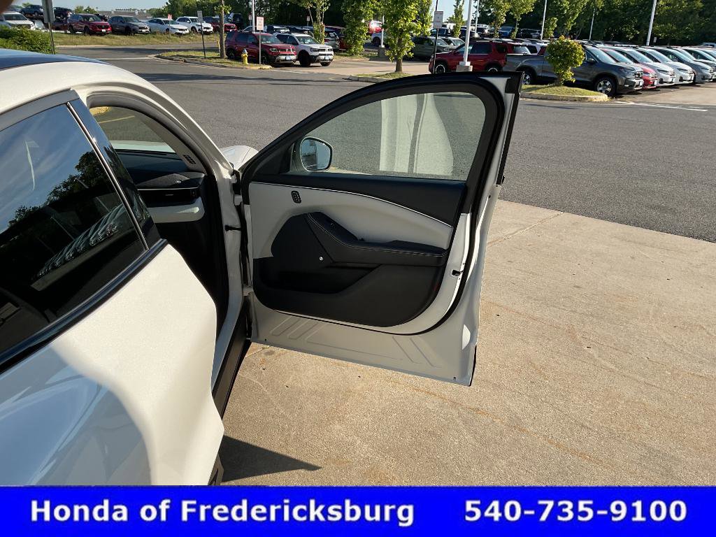Used 2024 Ford Mustang Mach-E Premium AWD/4WD image 24