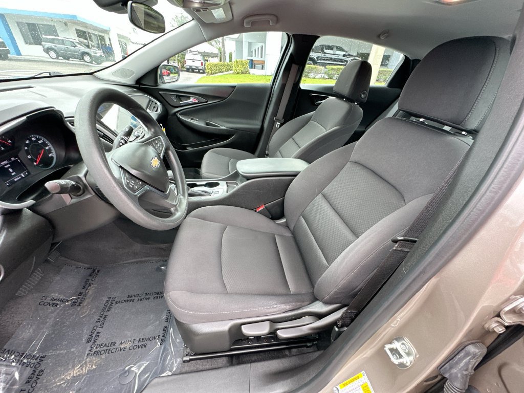 Certified 2024 Chevrolet Malibu LS FWD image 19