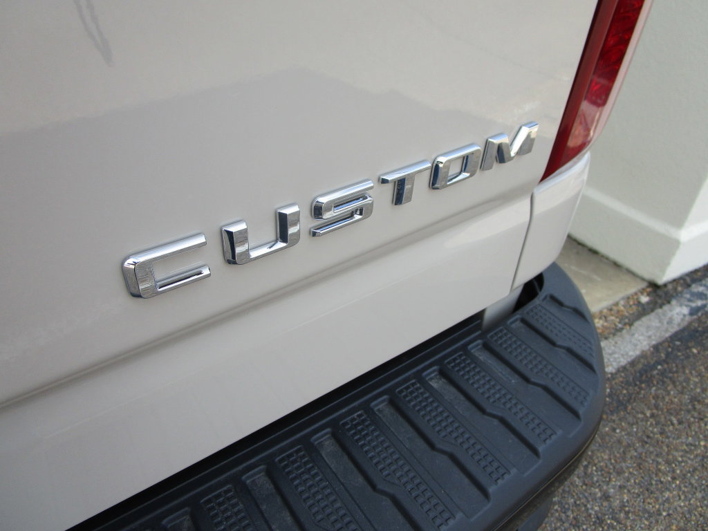 New 2026 Chevrolet Silverado 2500 Custom w/ Custom Value Package AWD/4WD image 20