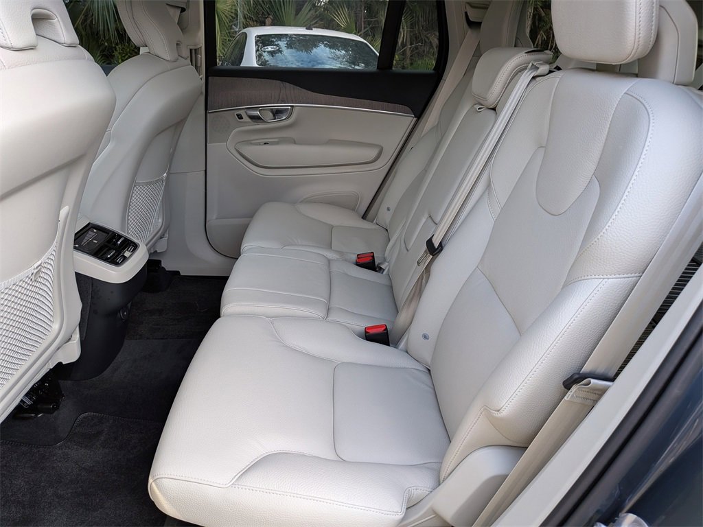 Certified 2024 Volvo XC90 B6 Plus w/ Protection Package Premier image 15
