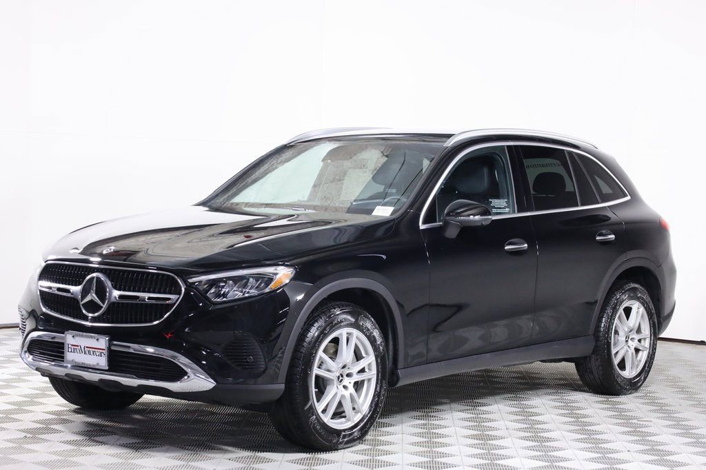 Certified 2026 Mercedes-Benz GLC 300 GLC 300 image 3