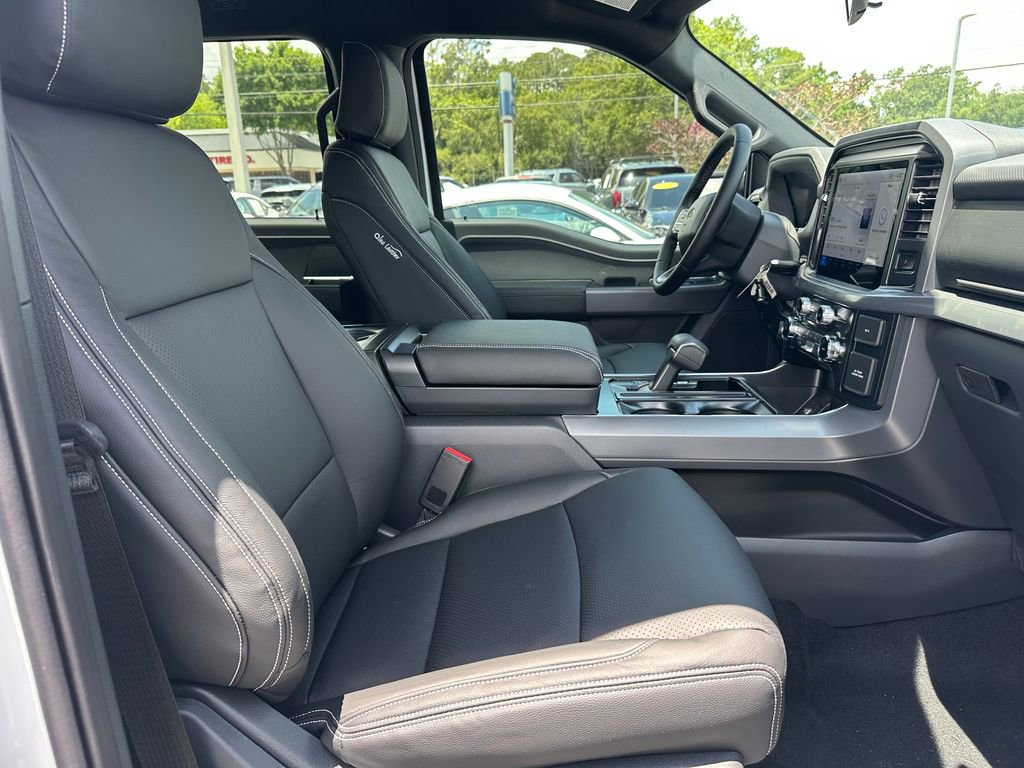 New 2025 Ford F150 XLT w/ Equipment Group 301A Standard image 35