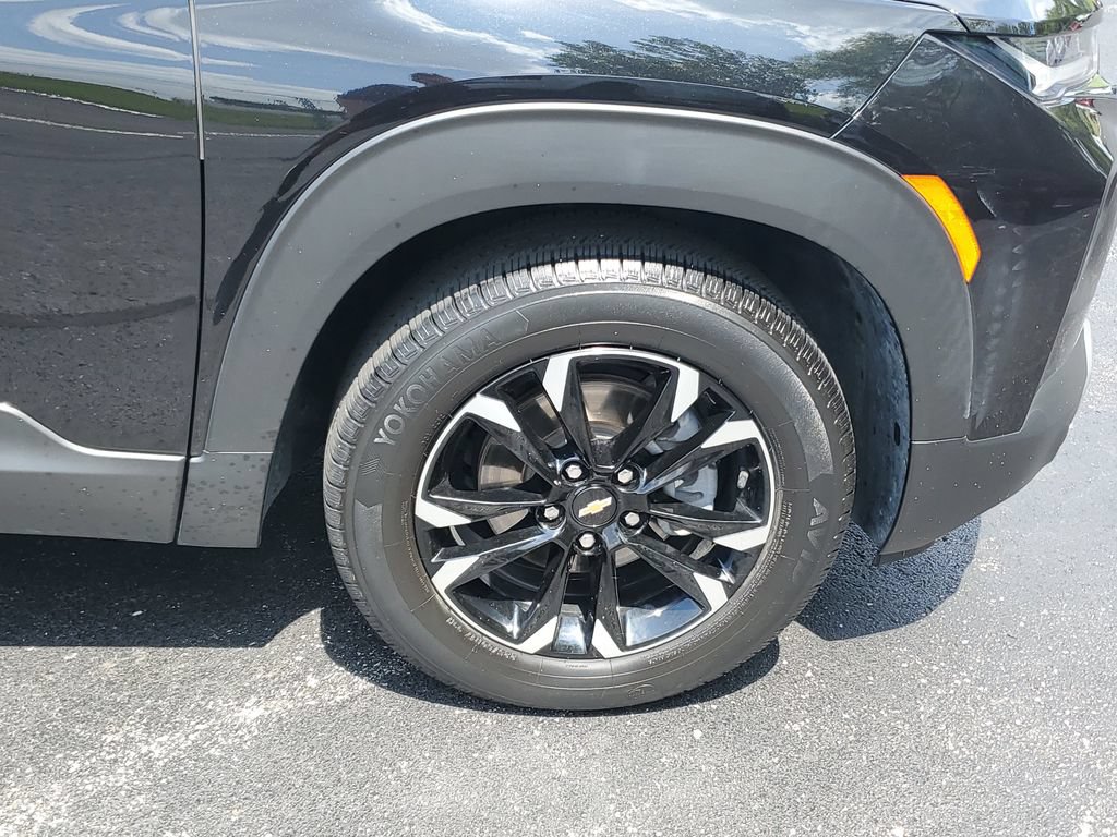 Used 2023 Chevrolet TrailBlazer LT FWD image 6