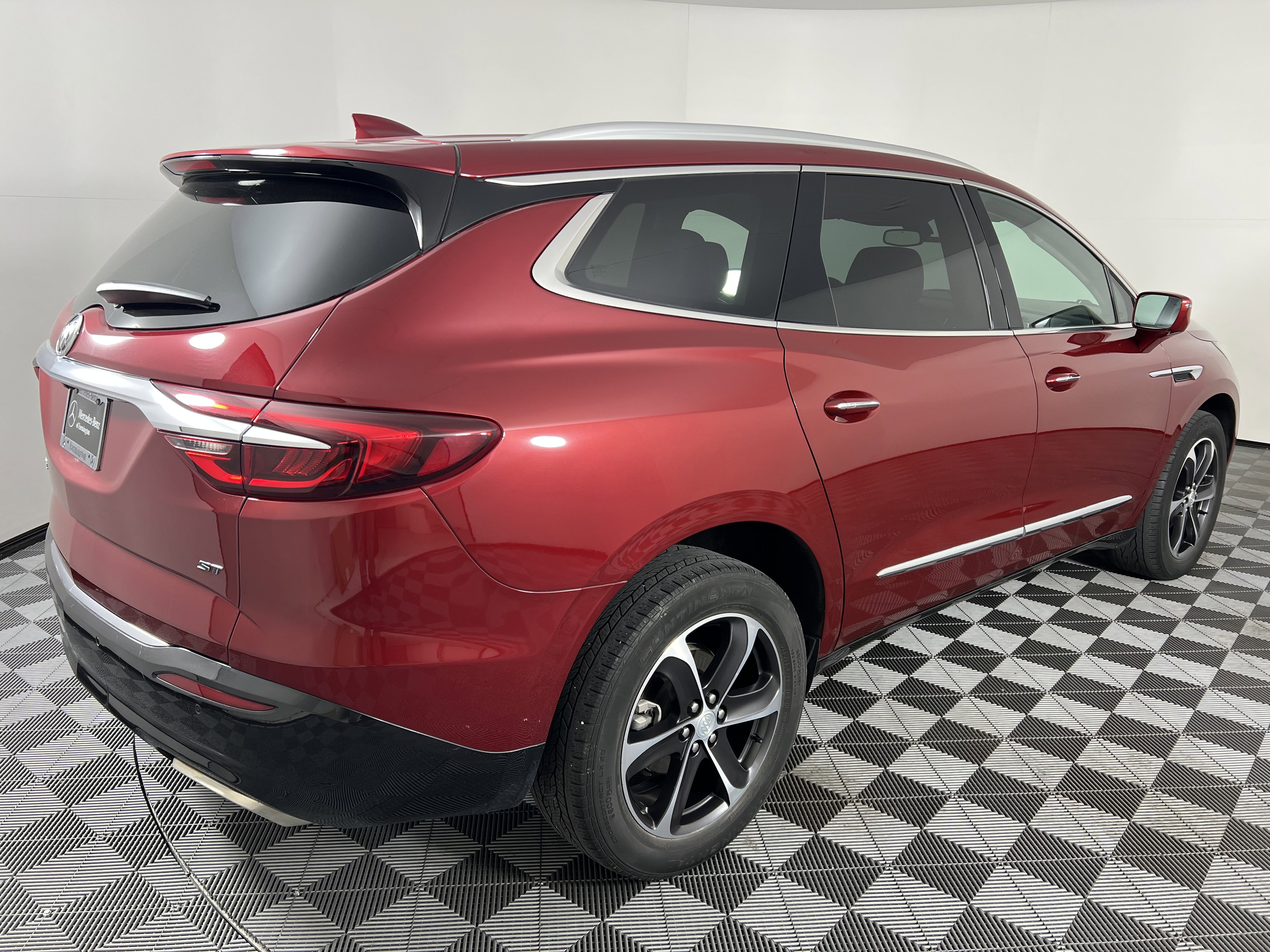 Used 2020 Buick Enclave Essence w/ Sport Touring Edition image 13