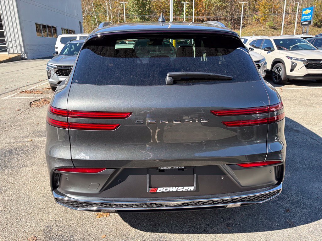 New 2027 Genesis GV70 2.5T Advanced AWD/4WD image 4