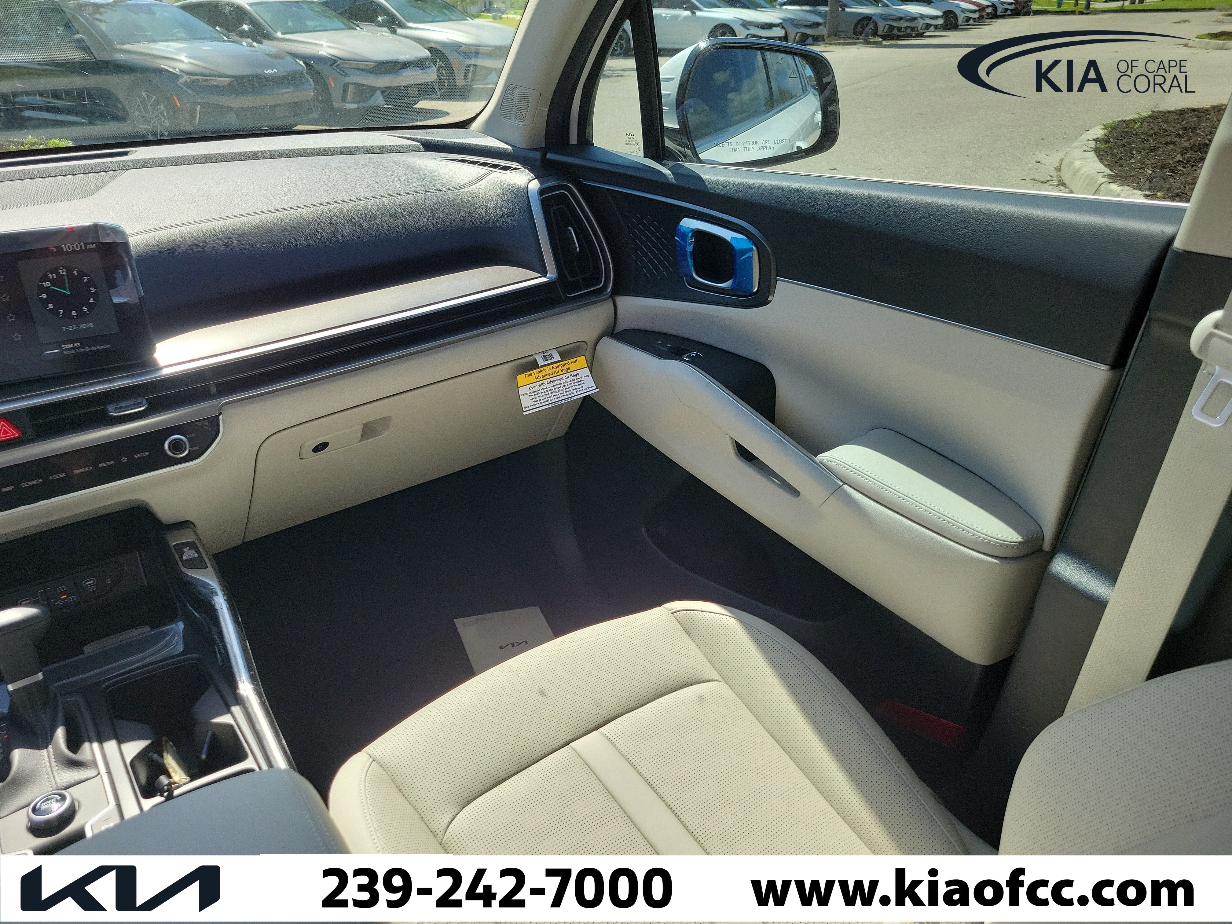New 2026 Kia Sorento S w/ S Panoramic Sunroof Package FWD image 16