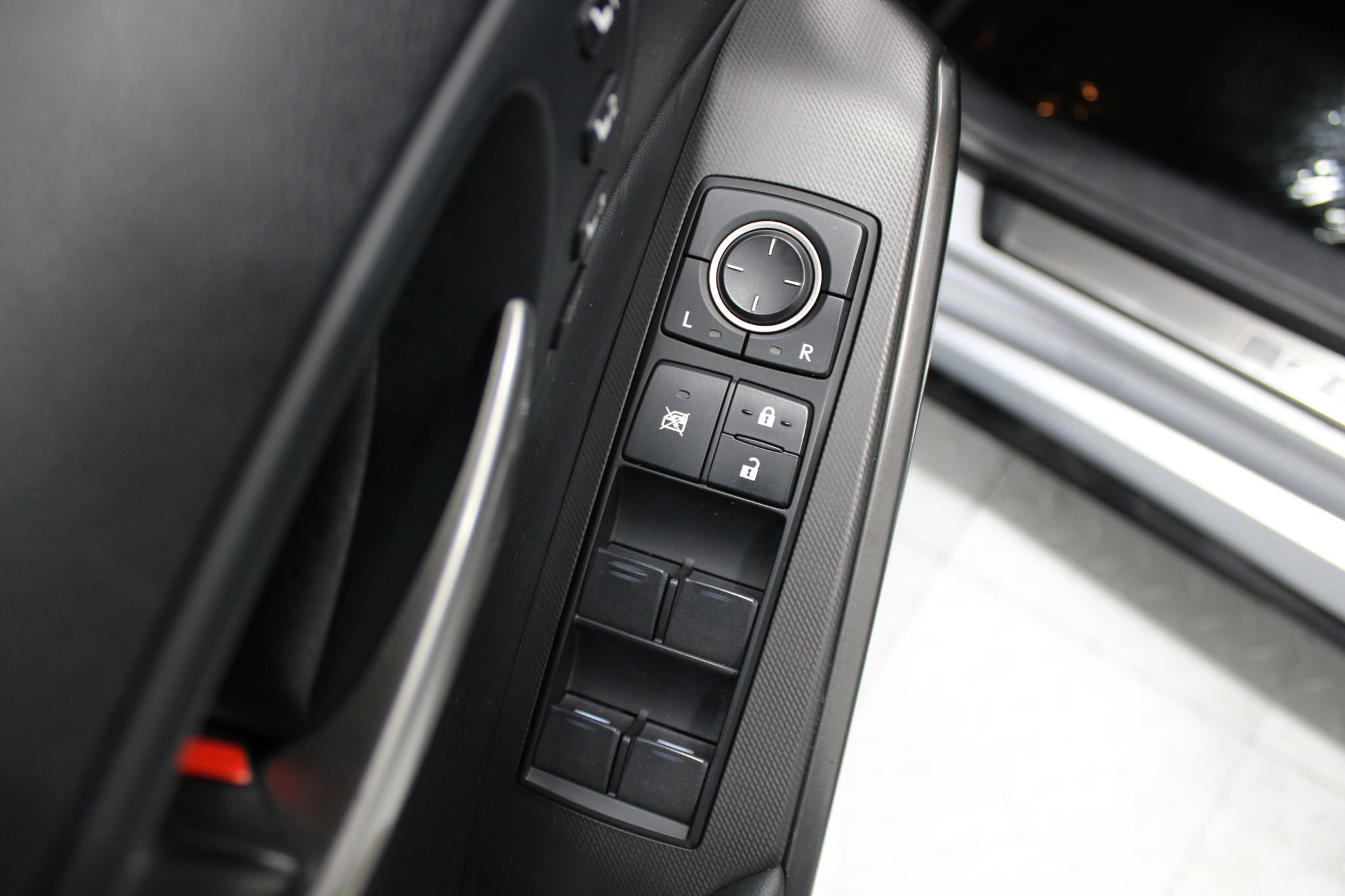 Used 2023 Lexus IS 350 F Sport w/ Memory Package RWD image 39