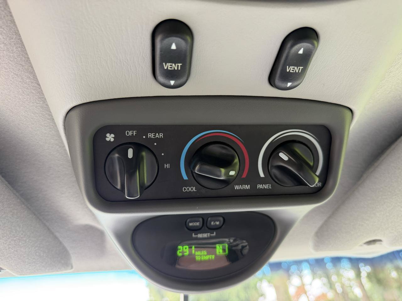 Used 2002 Ford Excursion XLT RWD image 15