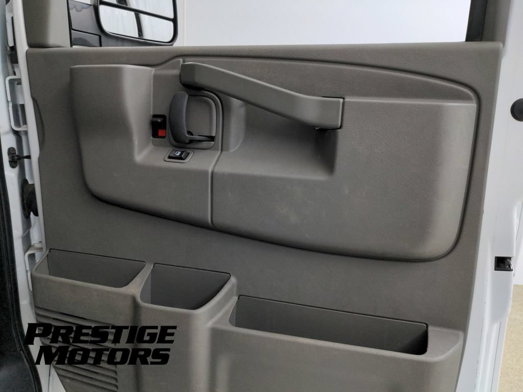 Used 2019 Chevrolet Express 2500 LT w/ LT Preferred Equipment Group RWD image 25