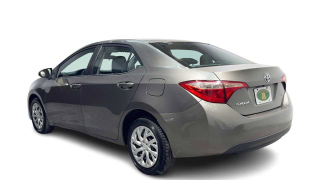 Used 2018 Toyota Corolla LE FWD image 4