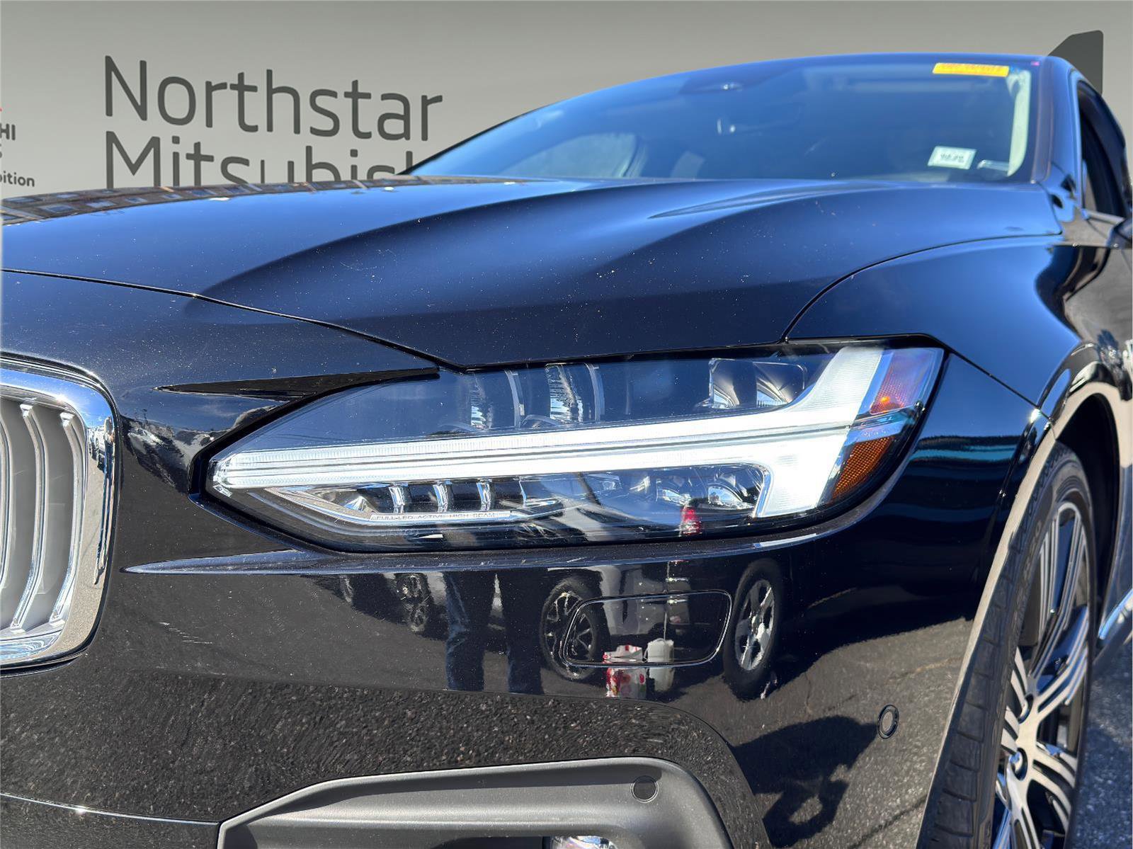 Used 2022 Volvo S90 B6 Inscription w/ Advanced Package image 9