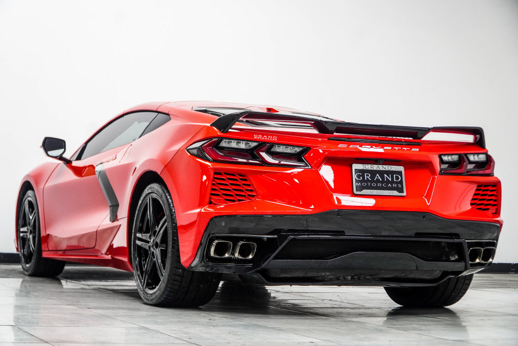 Used 2024 Chevrolet Corvette Stingray Premium Cpe w/ Z51 Performance Package RWD image 14