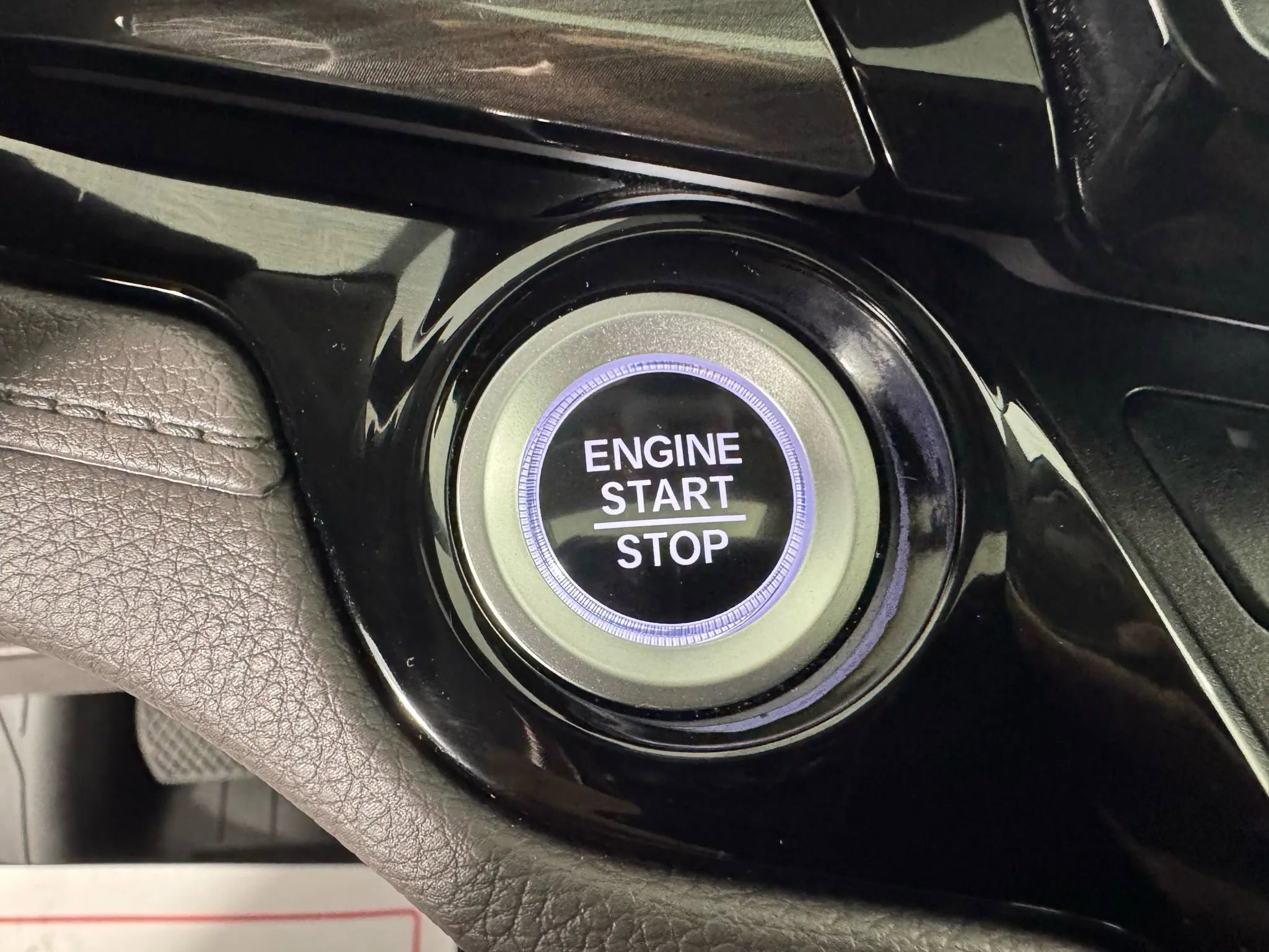 Used 2024 Honda Odyssey Elite image 17