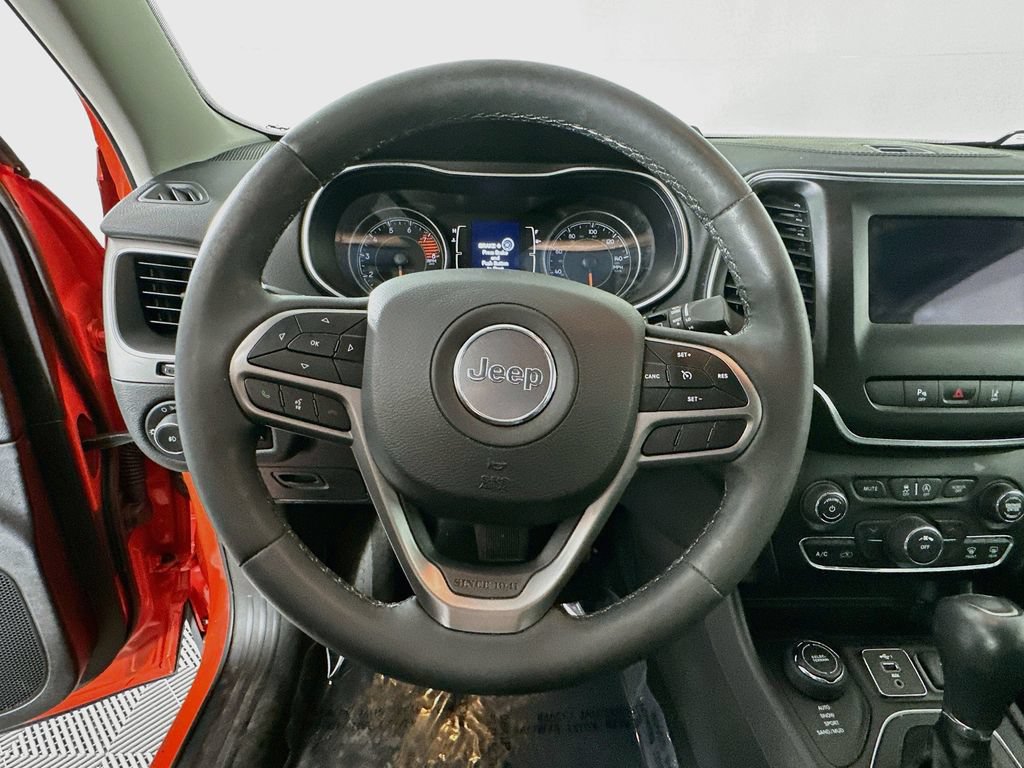 Used 2021 Jeep Cherokee Latitude Lux AWD/4WD image 16