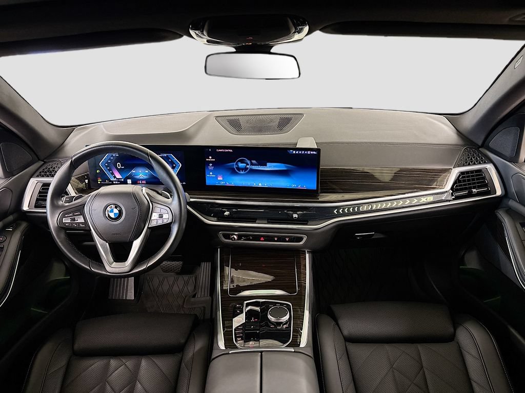 Used 2024 BMW X5 xDrive40i w/ Parking Assistance Package AWD/4WD image 9