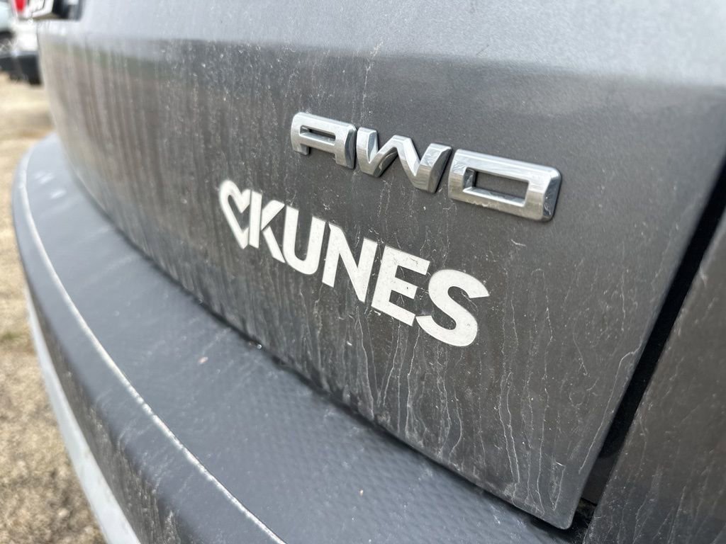 Used 2023 Ford Escape Active image 10