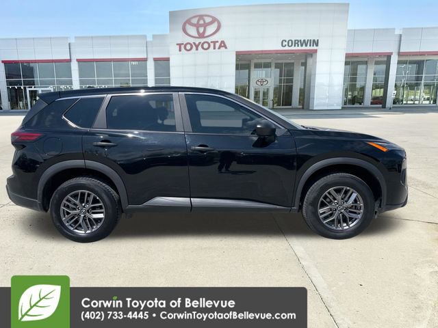 Used 2024 Nissan Rogue S image 6