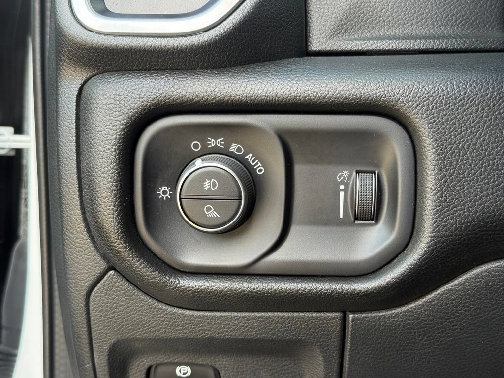 Used 2023 RAM 1500 Big Horn w/ Trailer Tow Group AWD/4WD image 27