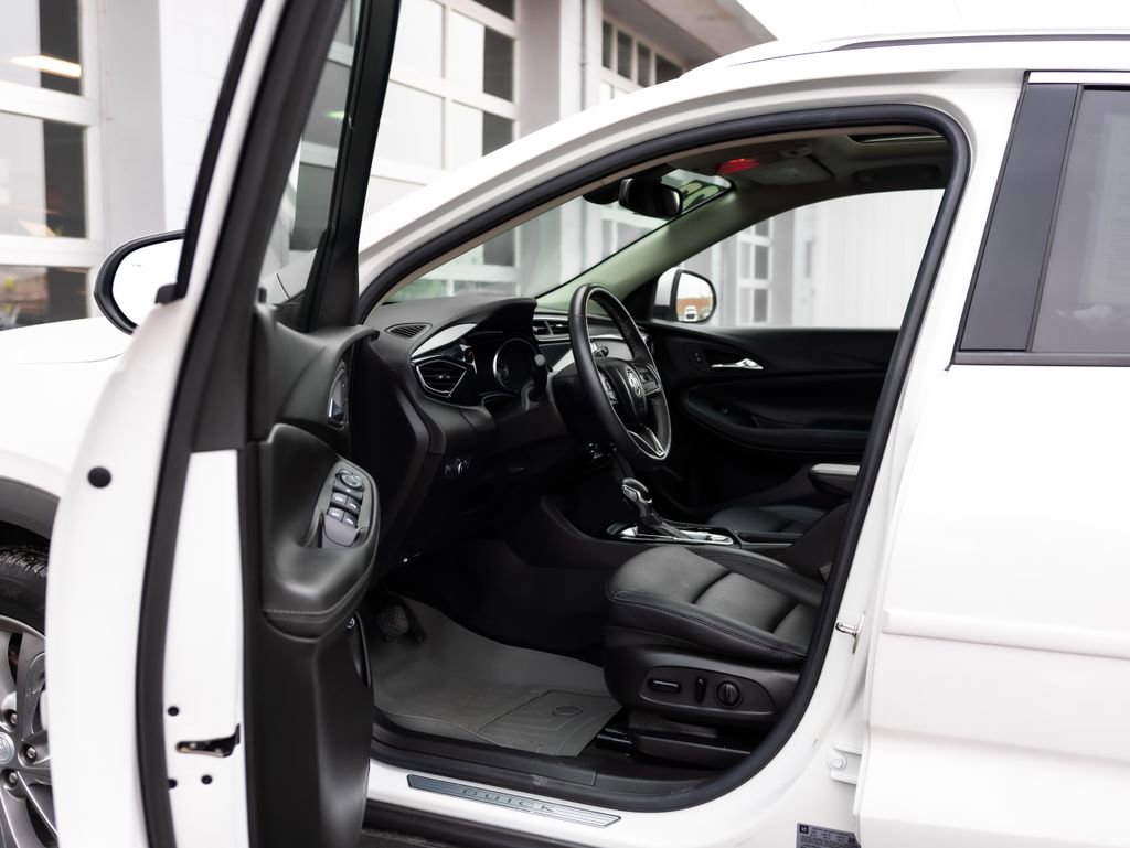 Used 2023 Buick Encore GX Essence w/ Experience Buick Package image 27