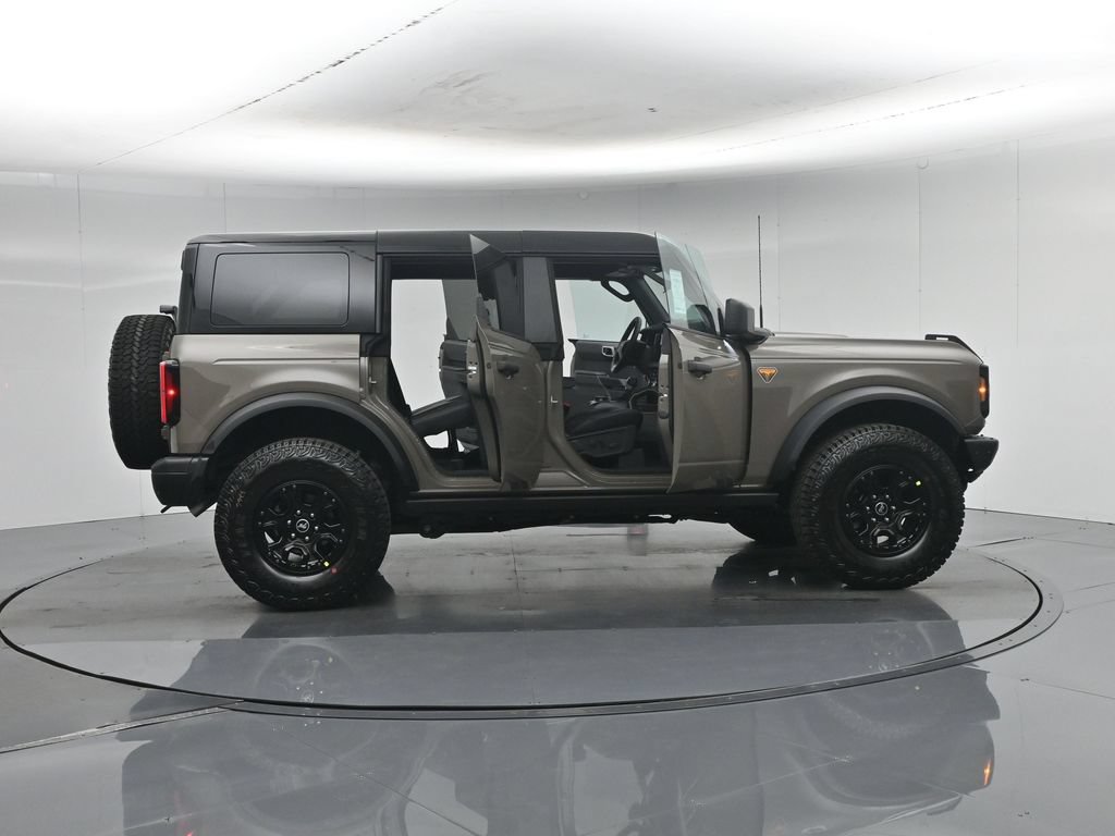 New 2026 Ford Bronco Badlands AWD/4WD image 6