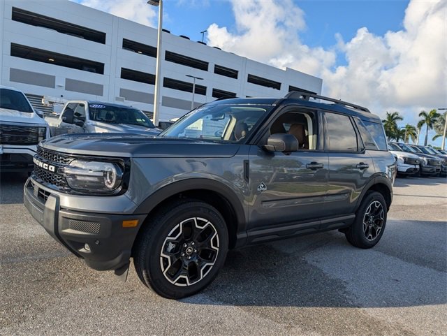 Certified 2025 Ford Bronco Sport Outer Banks w/ Outer Banks Tech Package+ image 4