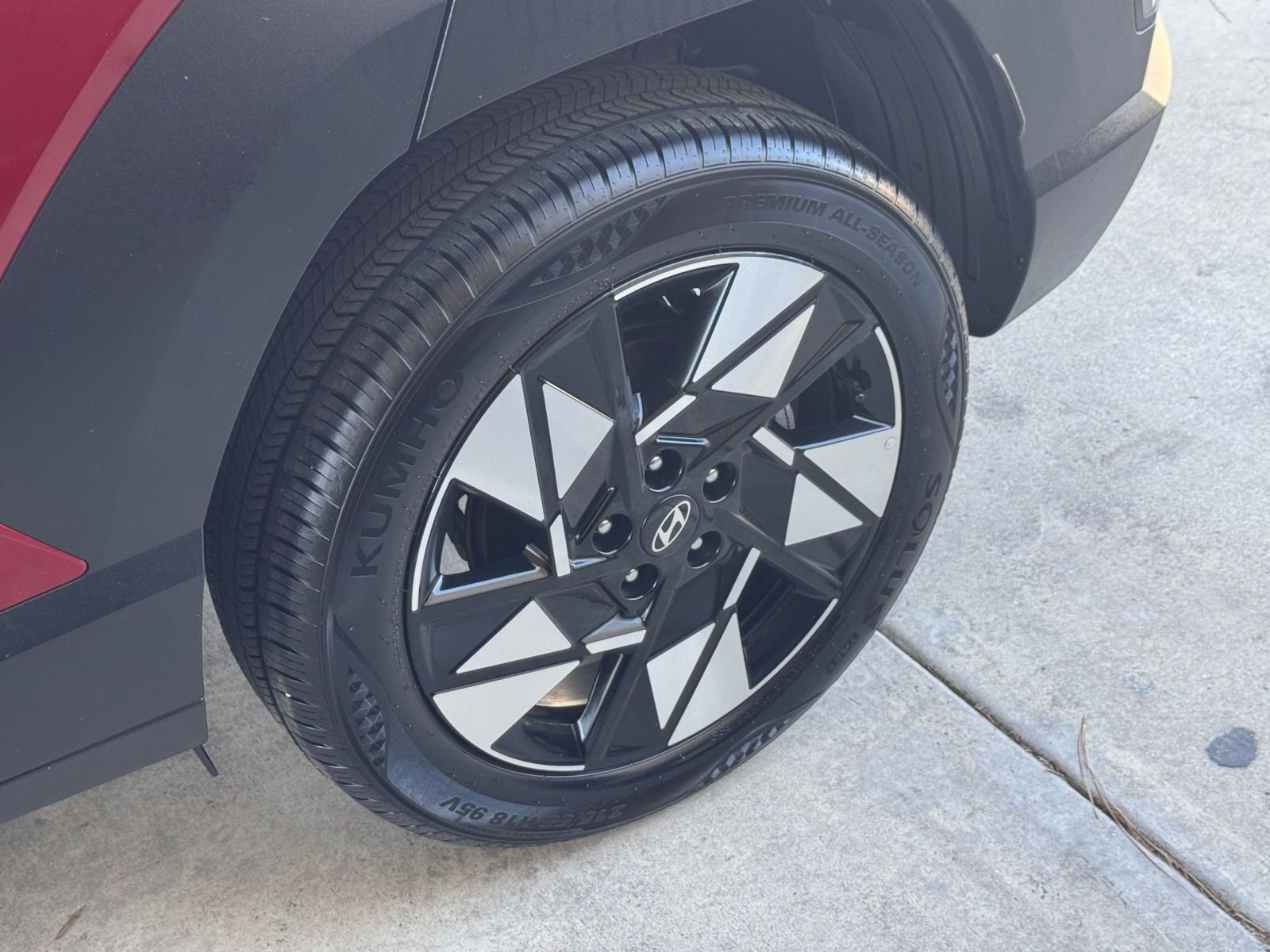 Used 2025 Hyundai Kona SEL image 31