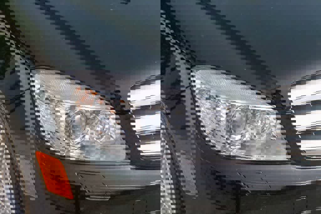 Used 2011 Mercedes-Benz C 350 Sport image 4