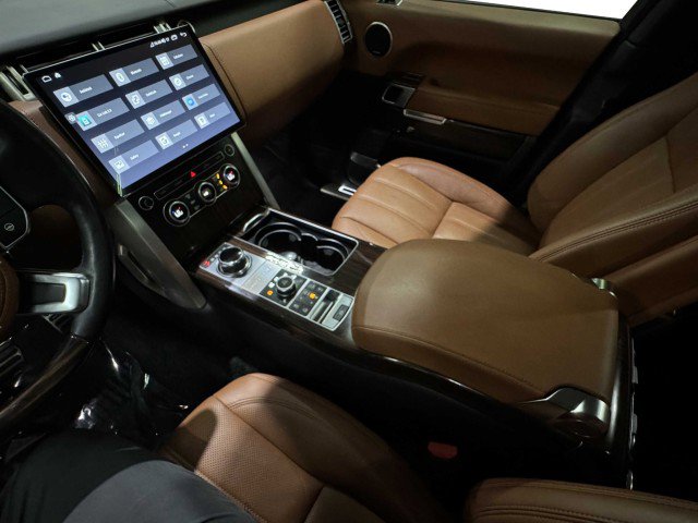Used 2017 Land Rover Range Rover Autobiography image 40