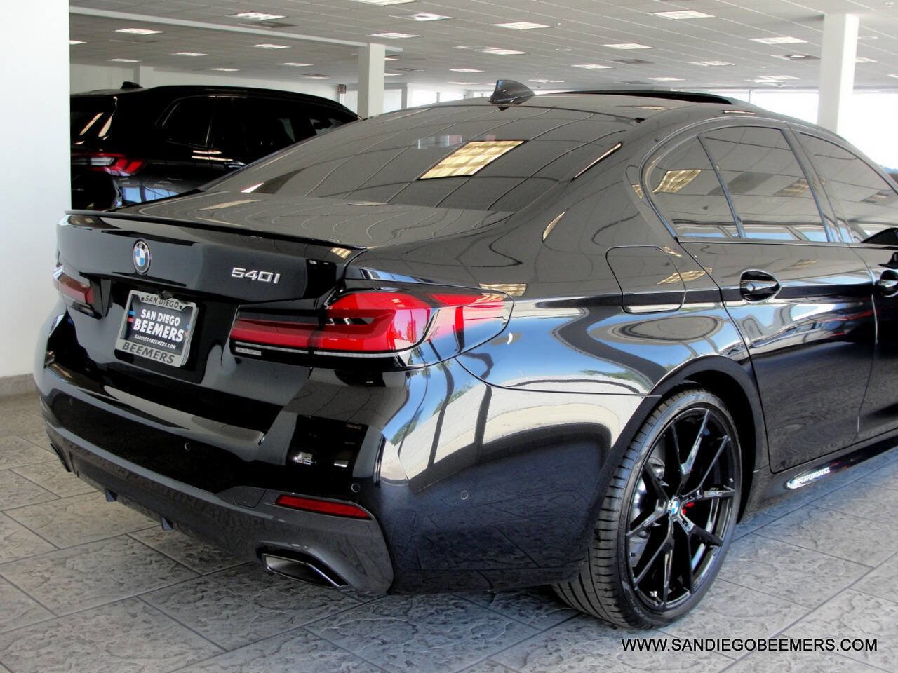 Used 2023 BMW 540i w/ M Sport Package RWD image 65