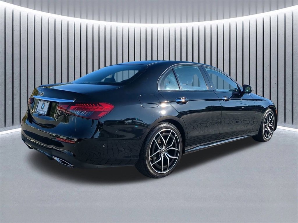 Used 2022 Mercedes-Benz E 350 Sedan image 5