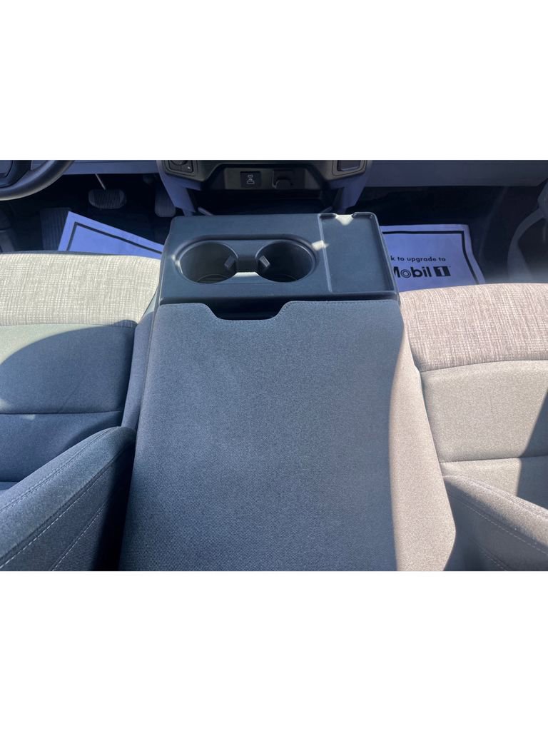 Used 2022 Ford F150 XLT w/ Trailer Tow Package image 18