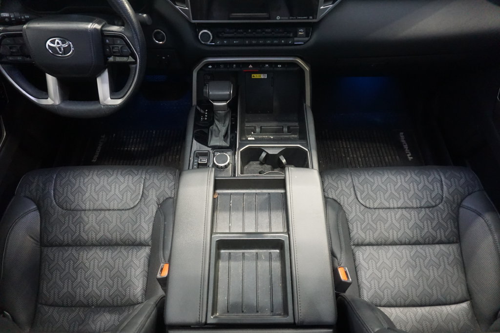 Used 2024 Toyota Tundra Limited AWD/4WD image 28