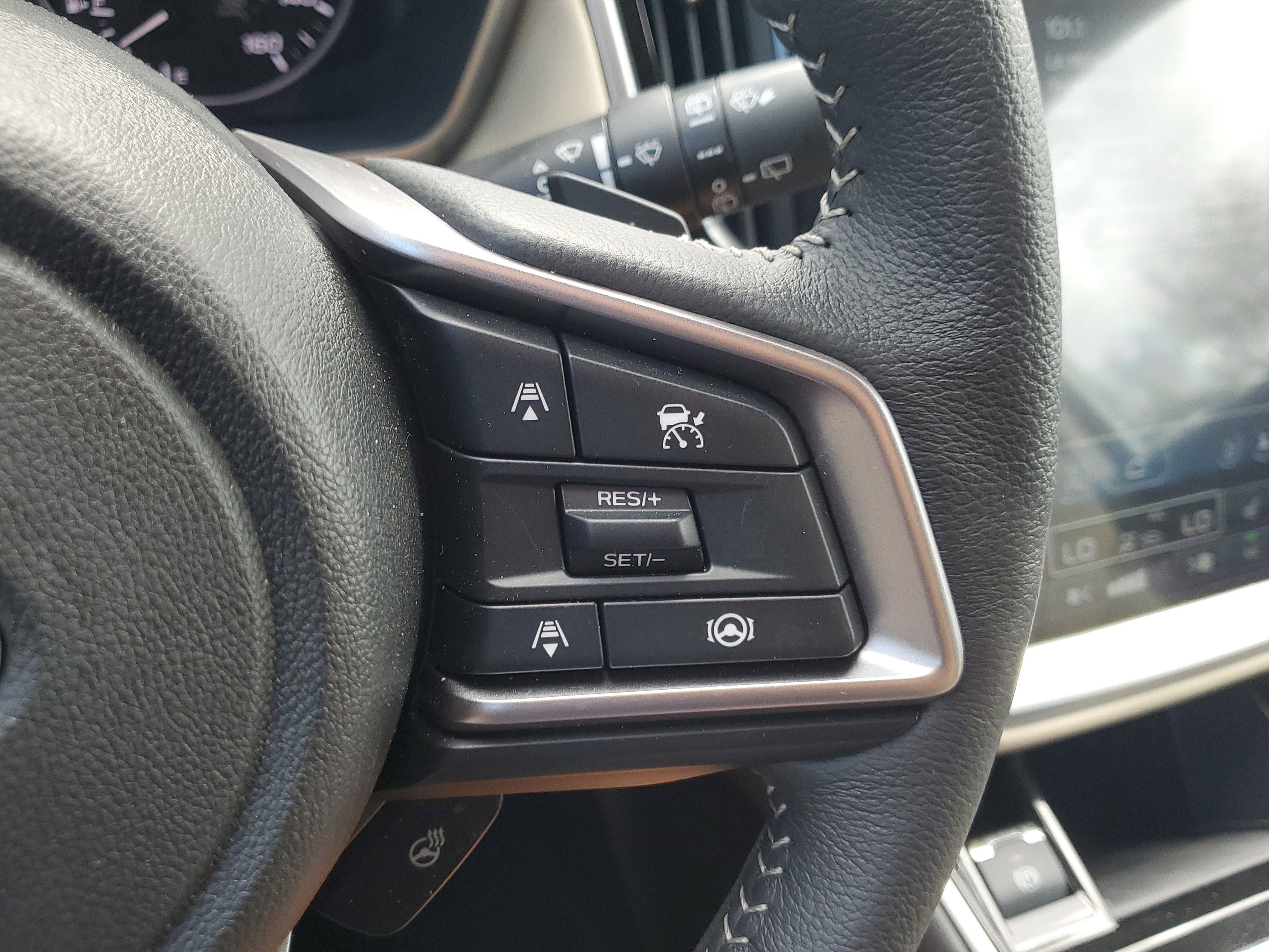 Used 2025 Subaru Outback Limited w/ Popular Package #2 image 24