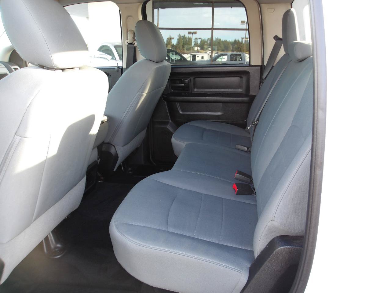 Used 2014 RAM 1500 ST w/ SXT Appearance Group AWD/4WD image 10