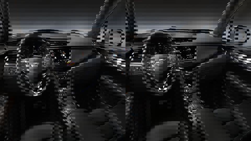 New 2025 Cadillac XT6 Luxury image 39