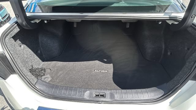 Used 2019 Nissan Altima 2.5 Platinum AWD/4WD image 21