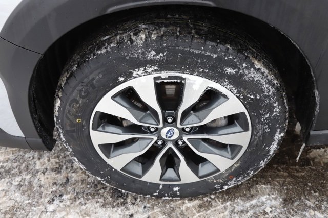 Used 2024 Subaru Outback Limited image 11