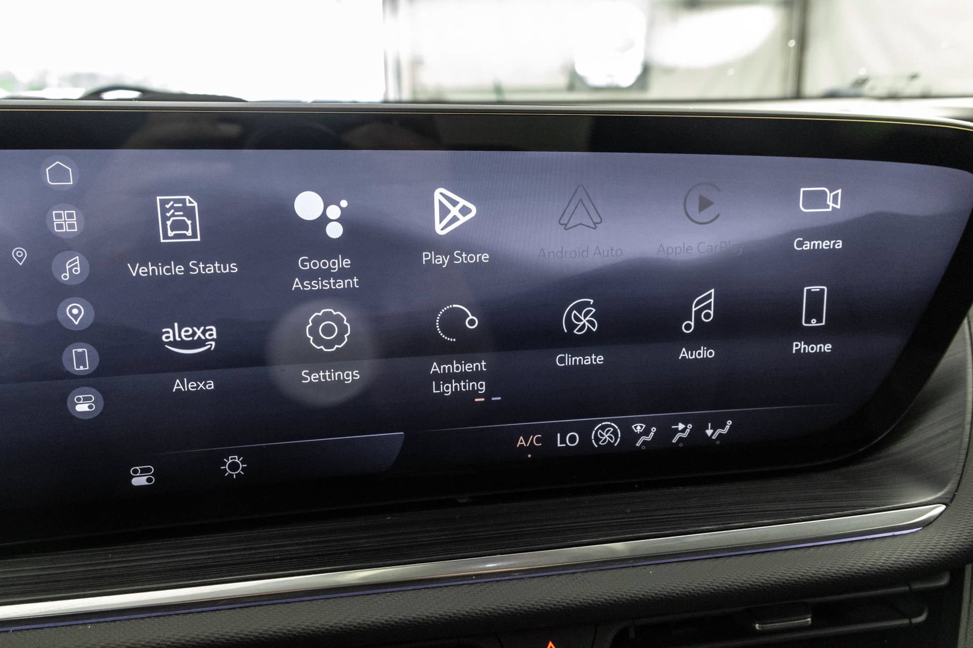 Used 2024 Buick Envision Preferred AWD/4WD image 29