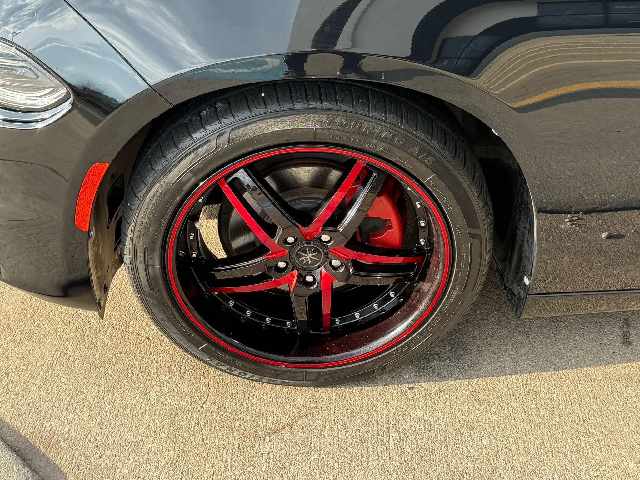 Used 2020 Dodge Charger SXT w/ Blacktop Package RWD image 41