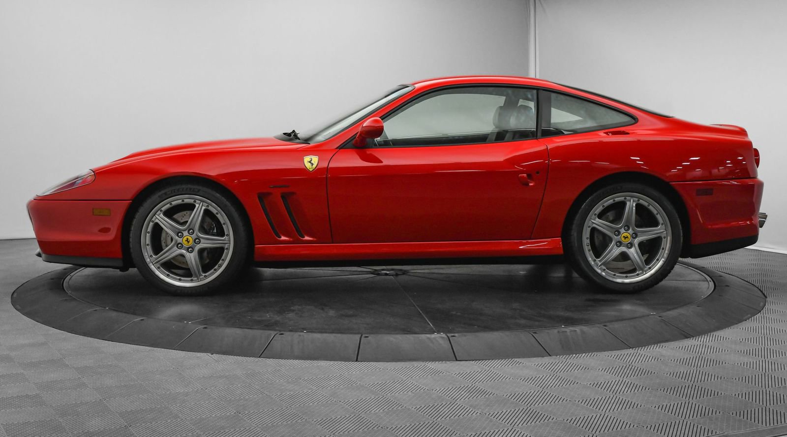 Used 2003 Ferrari 575M Maranello RWD image 4