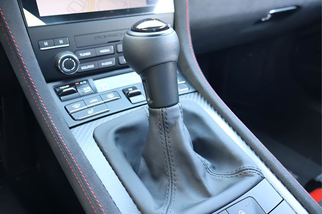 Used 2024 Porsche 718 Boxster Spyder RS RWD image 28