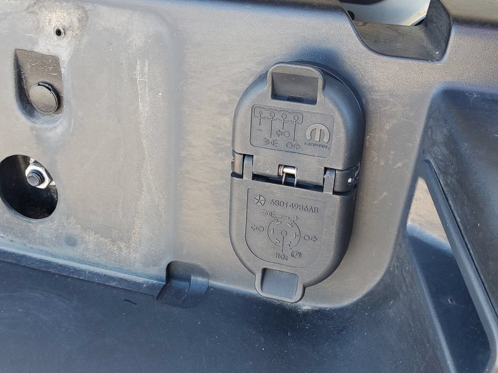 Used 2024 RAM 2500 Big Horn AWD/4WD image 7