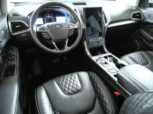 Certified 2023 Ford Edge Titanium w/ Class II Trailer Tow Package AWD/4WD image 4